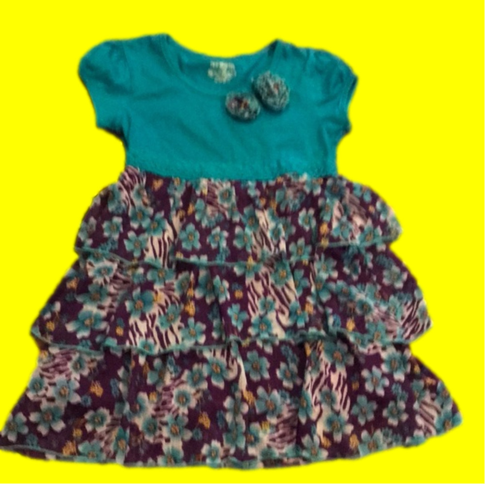 6/$20 GIRL’S size 10/12 dress